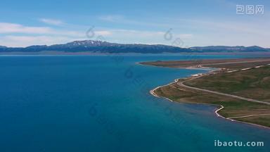 新疆美丽的赛里木湖航拍4K