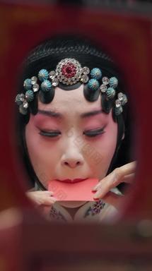 京剧女演员化妆传统服装传统