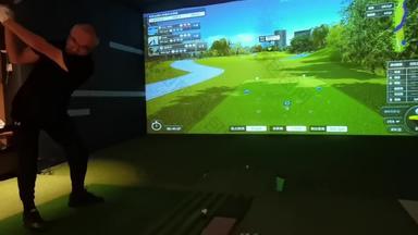 高尔夫模拟器高尔夫球运动宣传素材