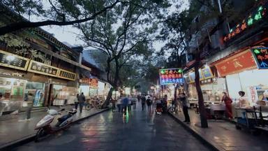 陕西省西安小吃街夜景街道视频