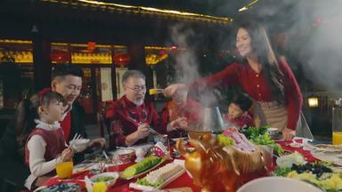 春节家庭聚餐六个陪伴夜晚实拍素材