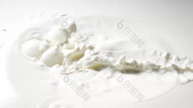 牛奶营养饮食身体保养飞溅拍摄