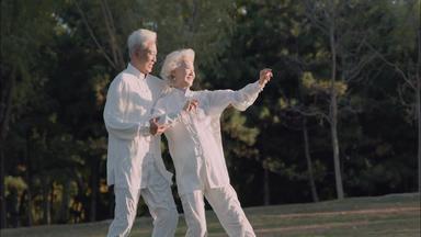 老年夫妇幸福健康生活方式浪漫宣传片