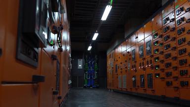 工厂电压室水平构图电力素材