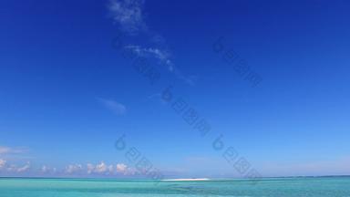 关闭旅游异国情调的海视图海滩生活方式蓝色的环礁湖白色桑迪背景波