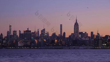 曼哈顿城市景观哈德逊河早....《暮光之城》纽约城市曼联州美国媒介拍摄
