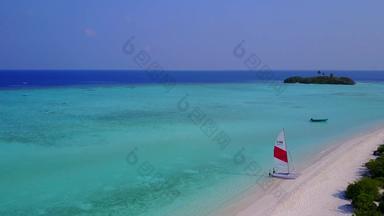 空中自然田园度假胜地海滩旅程蓝色的海洋白色桑迪背景