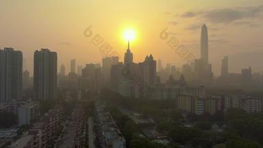 深圳城市天际线多雾的日出摩天大楼福田区中国空中视图无人机苍蝇向上