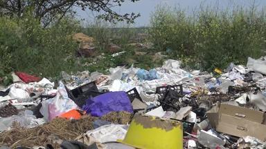 堆塑料垃圾海岸储层环境污染生态自然无组织的垃圾转储乌克兰海岸khadzhibey河口khadzhibeyskyi利曼