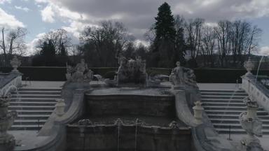 级 联丰塔纳城堡花园英语克鲁姆洛夫捷克共和国视频