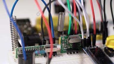 电路试验板原型设计单片机arduino组件线跳投