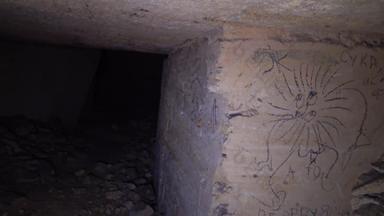 游览敖德萨地下墓穴世纪图纸墙敖德萨