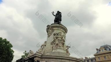 纪念碑法令。雕像法令。标志性的的地方收集巴黎攻击