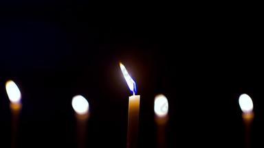 镜头光蜡烛黑暗散景蜡烛