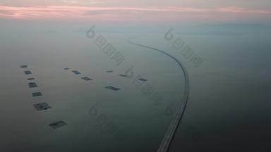 空中视图曲线形状<strong>槟城</strong>桥鱼农场