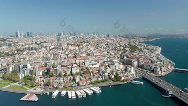 伊斯坦布尔宽<strong>建立</strong>拍摄城市美丽的清晰的蓝色的天空加拉塔塔风景优美的空中起重机拍摄