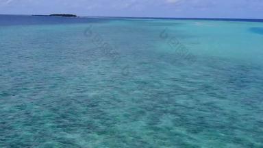 无人机空<strong>中天</strong>空放松海视图海滩生活方式蓝色的绿色环礁湖白色沙子背景
