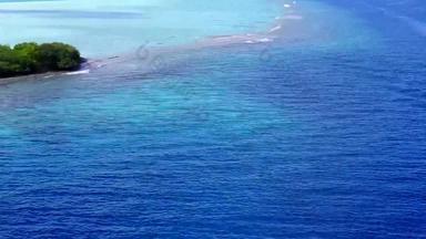 <strong>浪漫</strong>的自然热带岛海滩野生<strong>动物</strong>蓝色的海白色沙子背景波