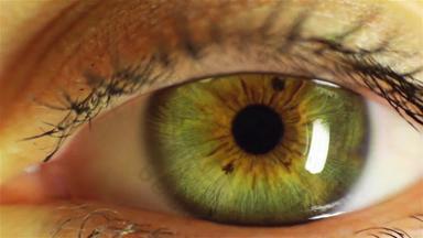 运动学生女性的眼睛绿色特写镜头
