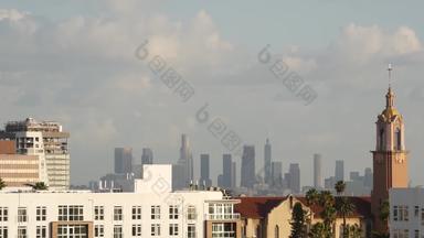 高层建筑摩天大楼大都市烟雾这些洛杉矶加州美国空气有毒污染有雾的城市市中心天际线城市景观脏雾低可见性城市生态问题