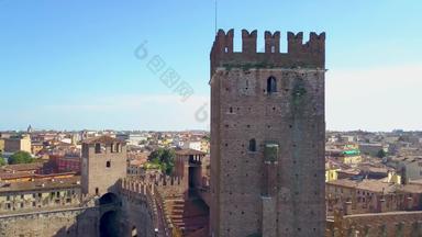 维罗纳意大利空中视图castelvecchio城堡飞行历史城市中<strong>心视频</strong>