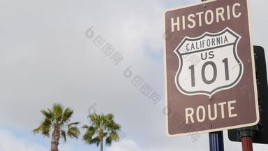太平洋海岸<strong>高速</strong>公路历史路线路标志旅游目的地加州美国刻字十字路口路标象征夏季旅行<strong>海洋</strong>全美洲的风景优美的号<strong>高速</strong>公路