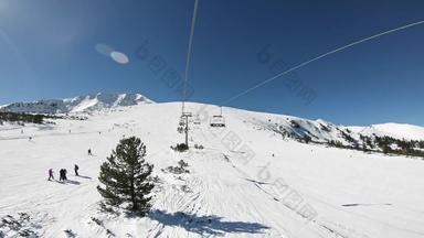 的观点椅子电梯雪景观背景冬天体育运动休闲活动假期滑雪滑雪度假胜地野生山生活方式
