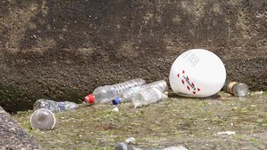 脏海桑迪海岸泄漏垃圾海滩水空脏塑料瓶环境污染生态问题