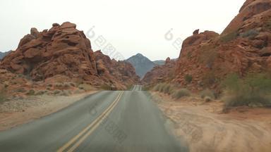 路旅行开车汽车谷火这些维加斯内华达美国搭便车旅行美国高速公路旅程红色的外星人岩石形成莫哈韦沙漠沙漠荒野3视图车