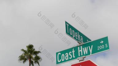 太平洋海岸高速公路历史路线路标志<strong>旅游目的地</strong>加州美国刻字十字路口路标象征夏季旅行海洋全美洲的风景优美的号高速公路