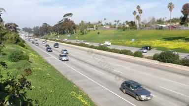 汽车号州际公路高速公路加州美国城际高速公路运输路交通绿色植物