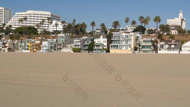 加州夏季海滩审美阳光明媚的蓝色的天空沙子海滨周末房子海滨建筑真正的房地产圣诞老人莫妮卡太平洋海洋度假胜地这些洛杉矶美国