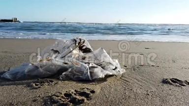 环境保护是必要的，<strong>塑料</strong>袋是不可<strong>生物</strong>降解的，海洋和自然受到持续的污染