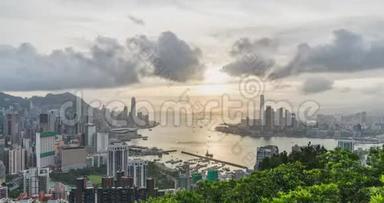 <strong>香港岛</strong>、维多利亚港及九龙城的景观或城市景观昼夜不变