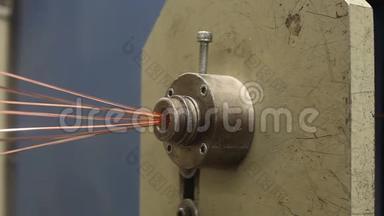 铜线绕，绕铜线圈，变压器电气线圈的制造。 高压