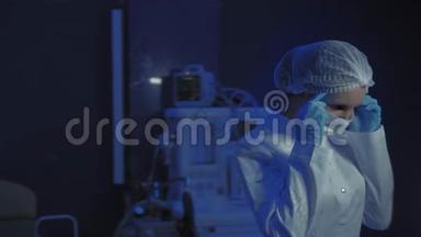 戴医用口罩的年轻女医生画像.. 冠状病毒停止。