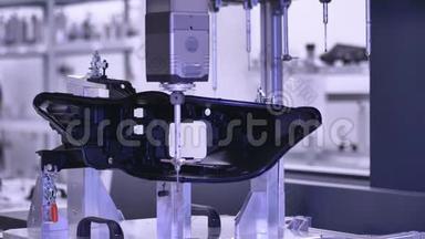 专业的3D测量机，<strong>全自动</strong>数控塑料成型，汽车零件尺寸测量