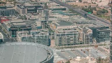 从空中俯瞰迪拜城步行和竞技场。