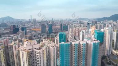 鸟瞰：中国香港典型的新公寓、现代建筑