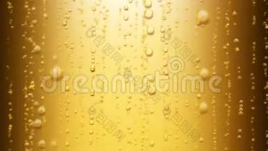 美丽的啤酒泡沫上升。 黄色背景下可循环3D闪烁水动画。 高清1080