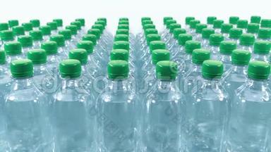 为运动员或慈善活动准备瓶装水