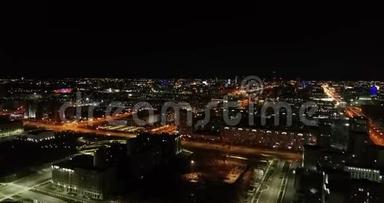 哈萨克斯坦阿拉木图市的视频。 空中之夜。