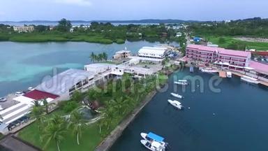 帕劳科罗岛的海景。 帕劳水族馆和Landmark Marina酒店