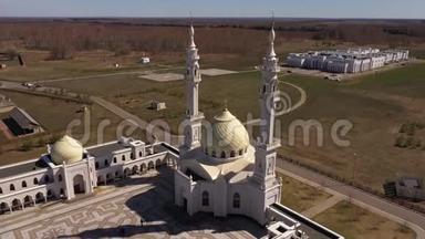白色清真寺鸟瞰图。伏尔加保加利亚-历史和建筑综合体。