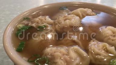 韩`中餐厅内蒸汽热汤运动
