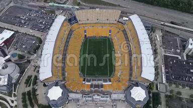 宾夕法尼亚州匹兹堡足球<strong>体育场</strong>鸟瞰图。 从天空一看<strong>体育场</strong>
