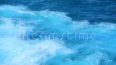 <strong>夏季</strong>热带海滩蓝色海洋自然景观与白色波浪在热带<strong>夏季</strong>岛。
