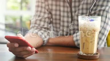 4K. 人们在咖啡店使用移动智能手机，在屏幕上使用手指触摸和滑动、滑动、滚动手势。