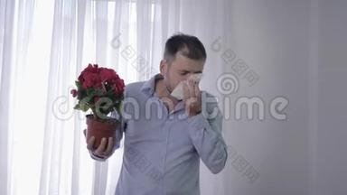 呼吸系统过敏，手里拿着花的人对植物花粉敏感，经常打喷嚏和打喷嚏