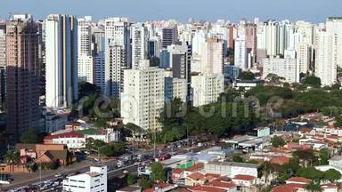 白天的大城市，巴西圣保罗市。